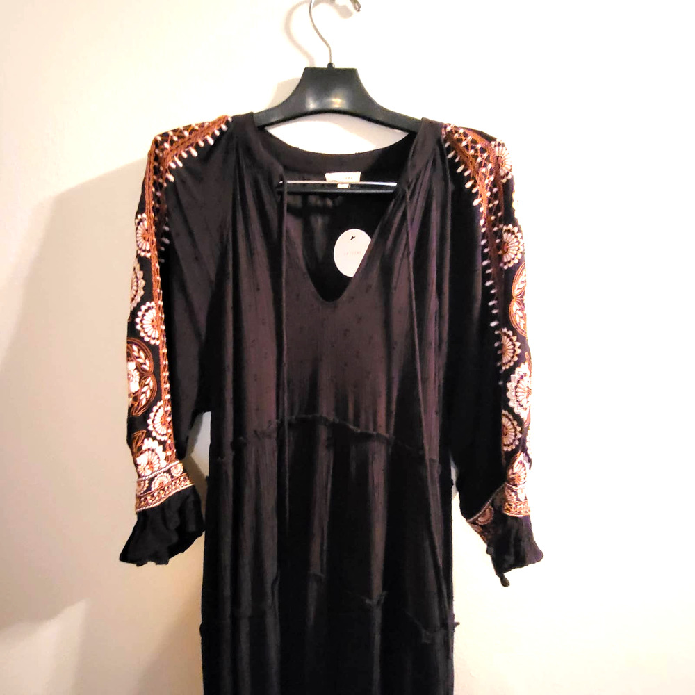 EN Creme Black Flowy Maxi Dress size M Boho Pheasant Bohemian NEW
